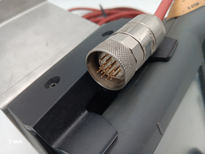 DSQC 679 3HAC028357-001 Pupitre de programmation ABB – Image 3